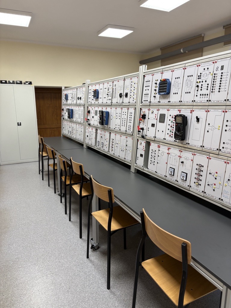 p_elektrotechniki (4).jpg