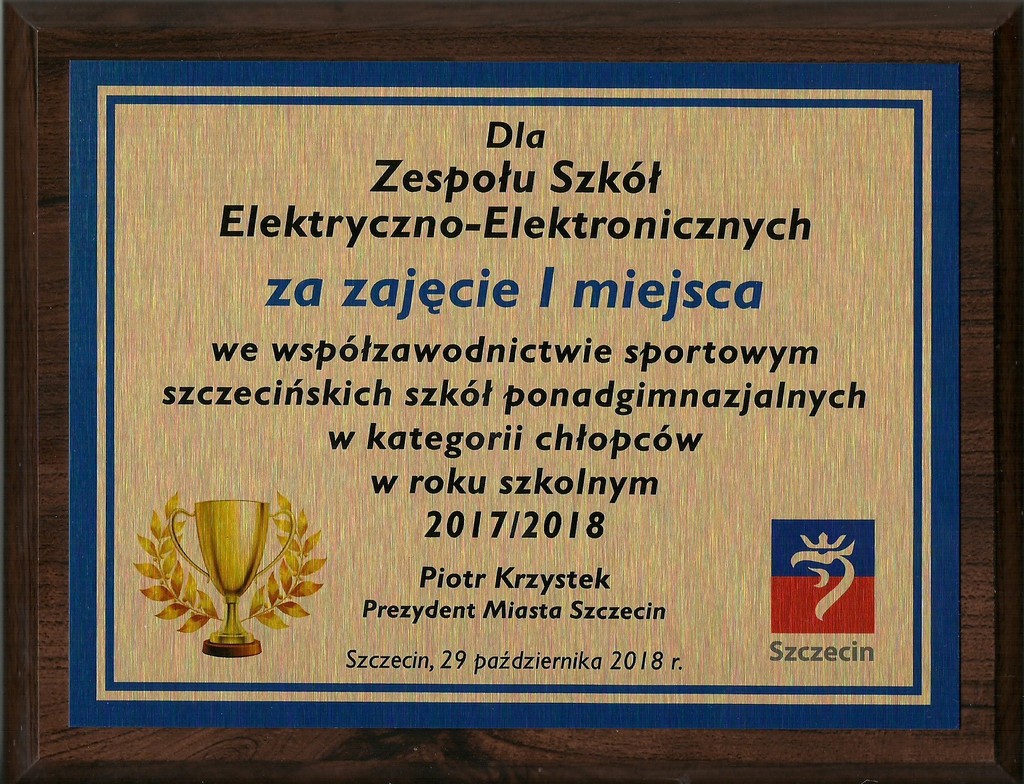 2018 tabliczka.jpg