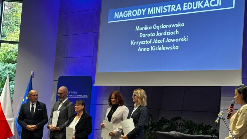 Nauczyciele ZSEE po raz kolejny nagrodzeni z okazji Dnia Edukacji Narodowej
